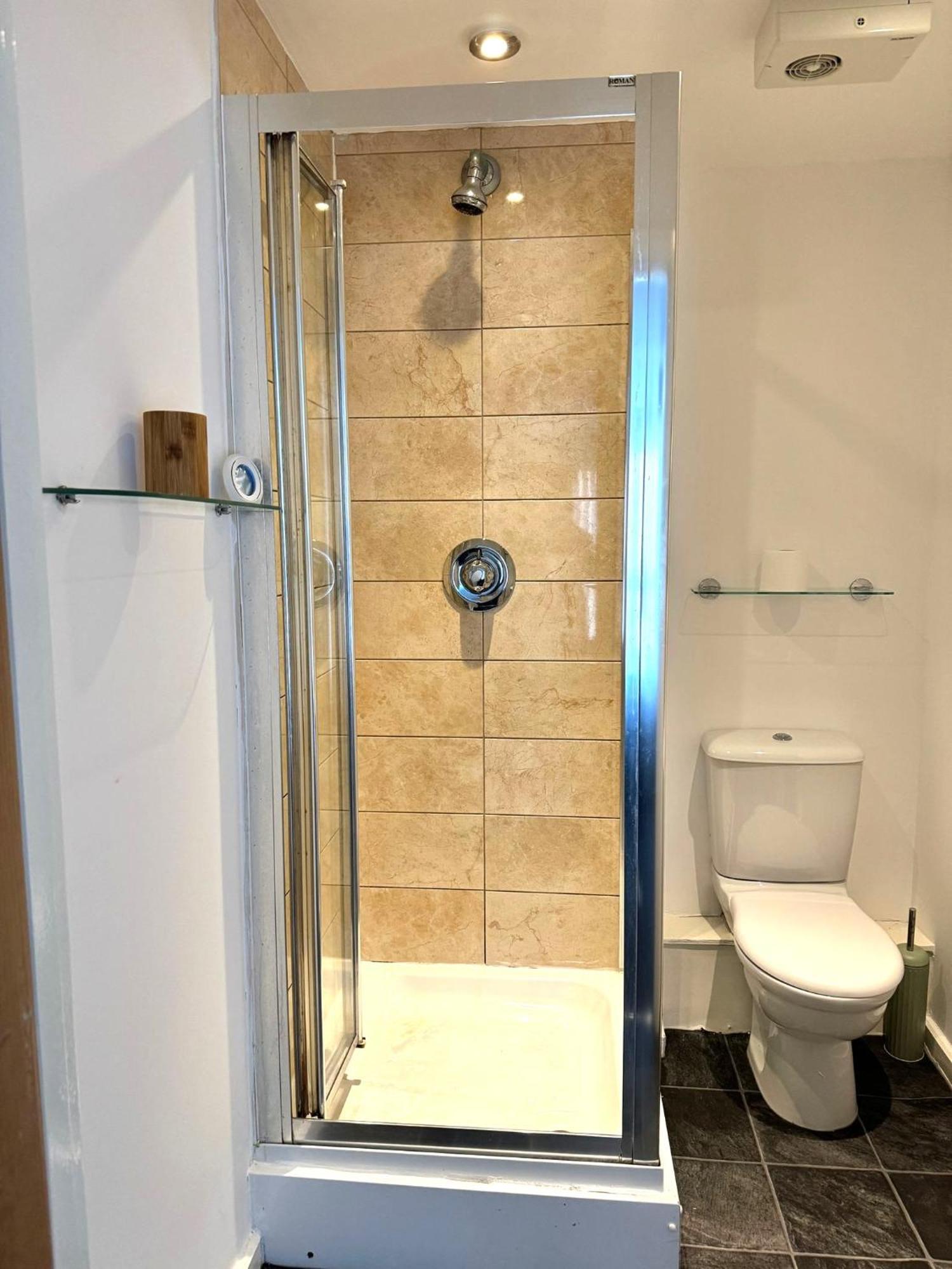 2 Bed Ensuite With Balcony And Free Onsite Secure Parking Mánchester Exterior foto