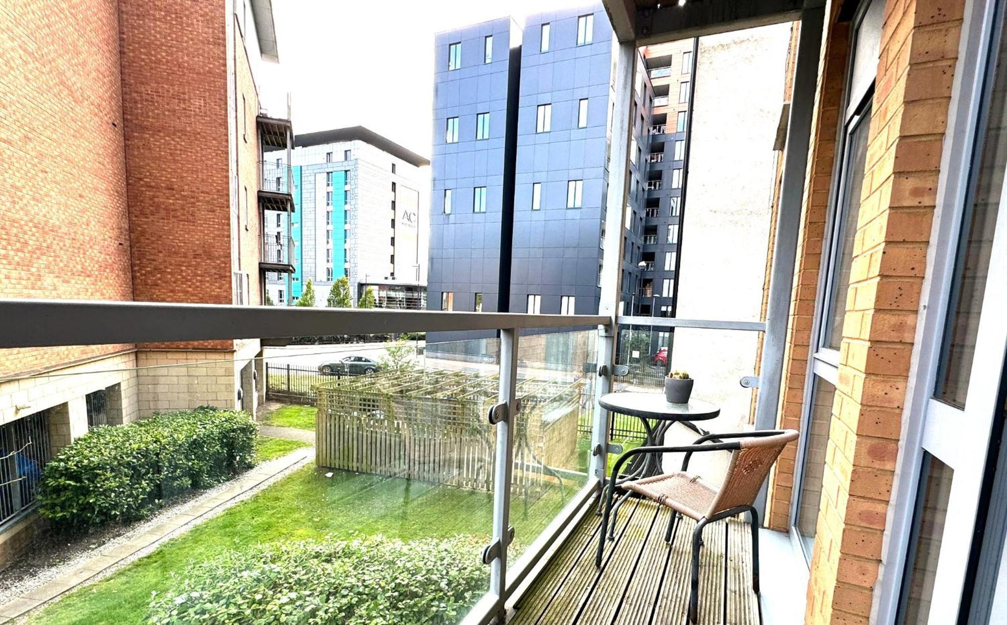 2 Bed Ensuite With Balcony And Free Onsite Secure Parking Mánchester Exterior foto