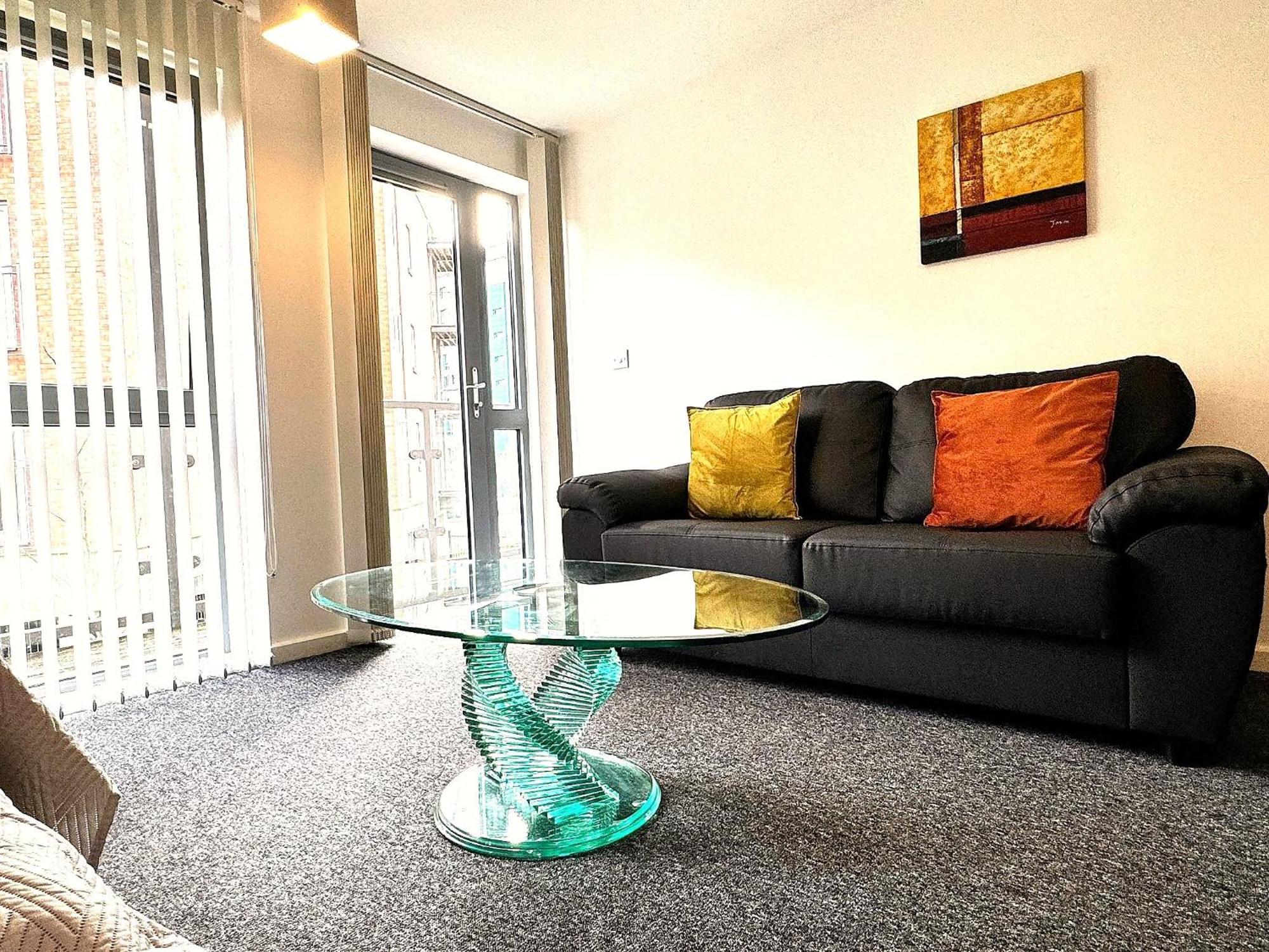 2 Bed Ensuite With Balcony And Free Onsite Secure Parking Mánchester Exterior foto